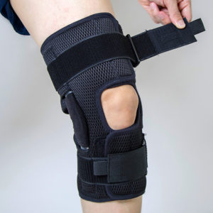 Hinged Knee Brace for Joint Support GC-KP420 3