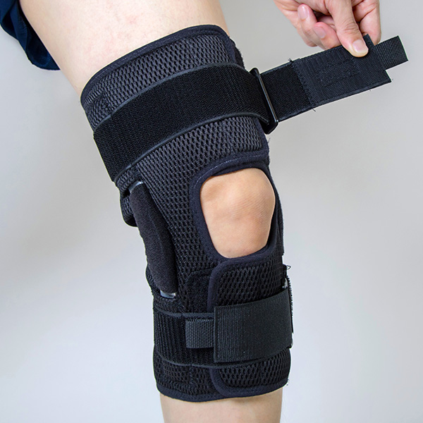 Hinged Knee Brace for Joint Support – Grace CARE Support